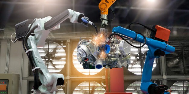 control-automation-robot-arms-production-factory-parts_33807-563